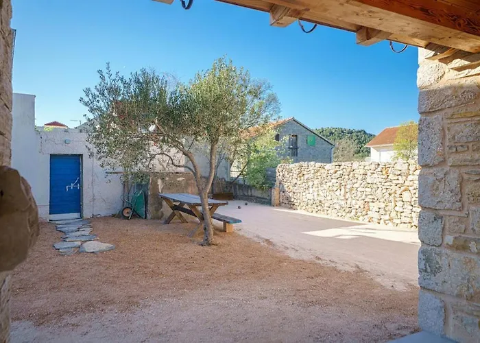 Marilu With Pool Vikendica