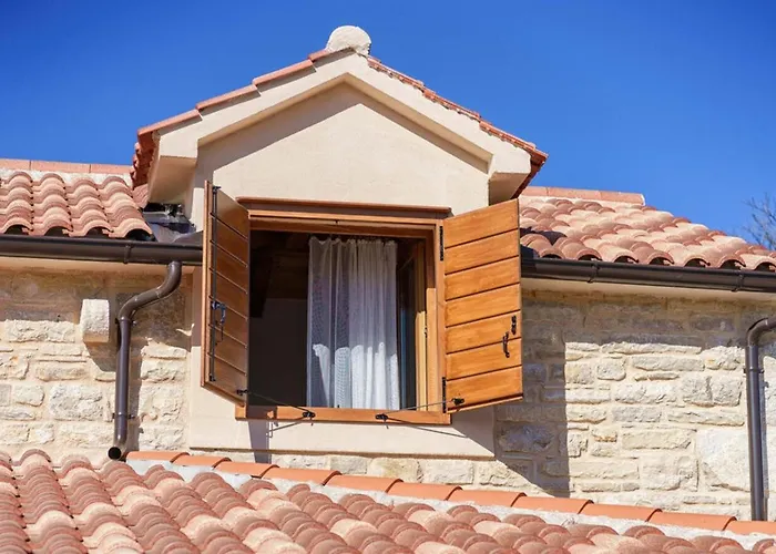 Marilu With Pool Vikendica