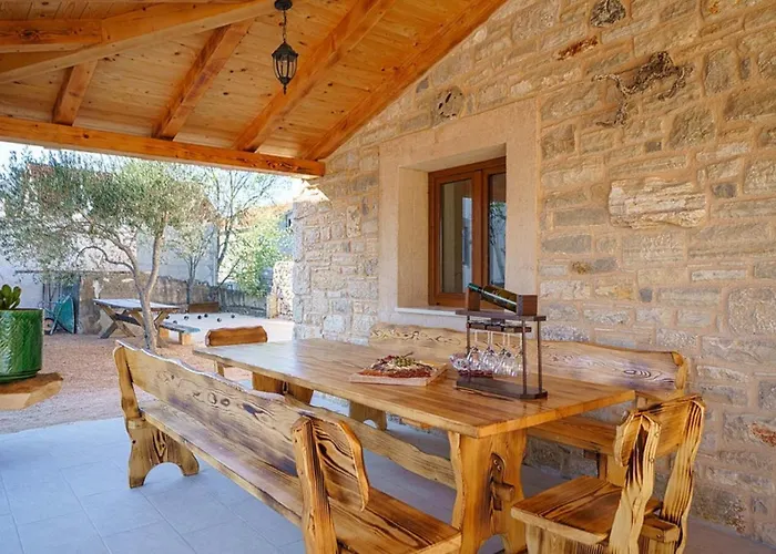 Vikendica Marilu With Pool *